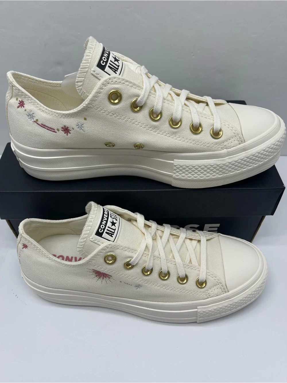 Converse A18804F CTAS LIFT OX EGRET/EGRET/EGRET Platform Sneakers